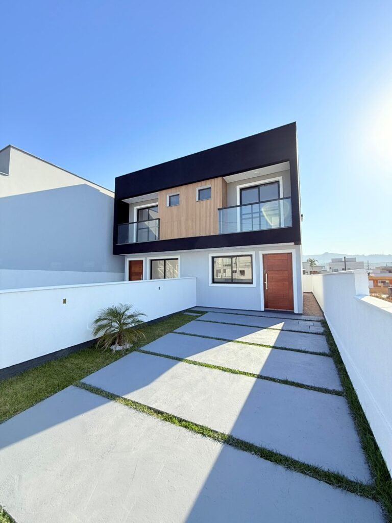 Sobrado Geminado à venda Bela Vista/Palhoça